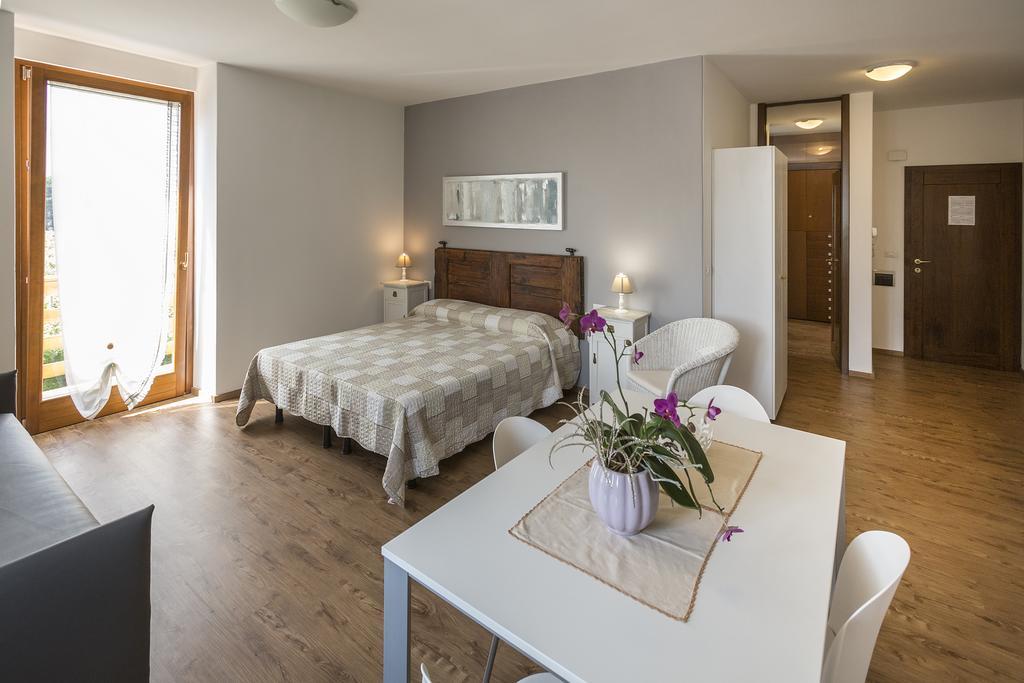 Le Servite Apartments Arco Εξωτερικό φωτογραφία