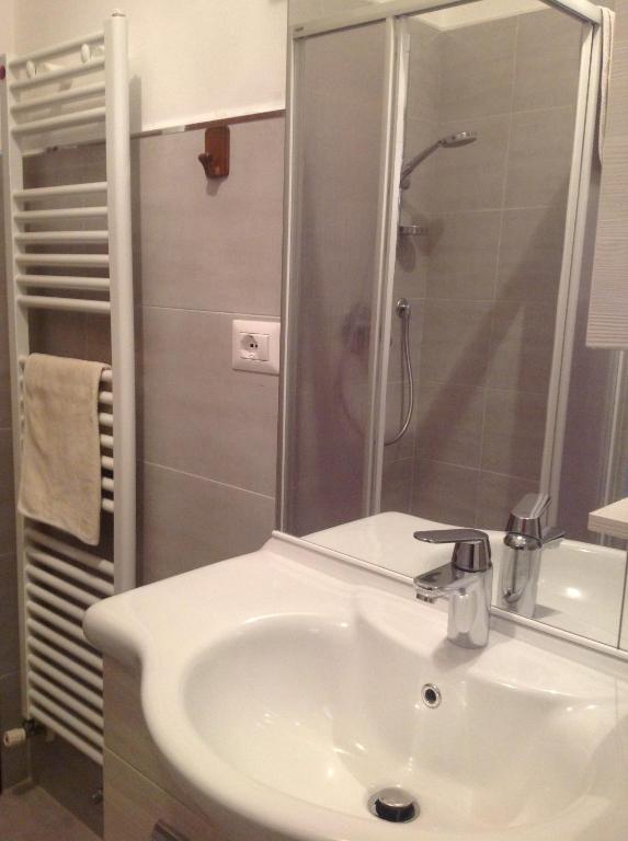 Le Servite Apartments Arco Δωμάτιο φωτογραφία